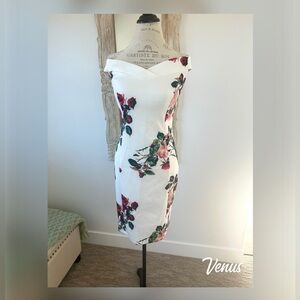 NWOT~ Stretch Venus Floral Off The Shoulder Dress
